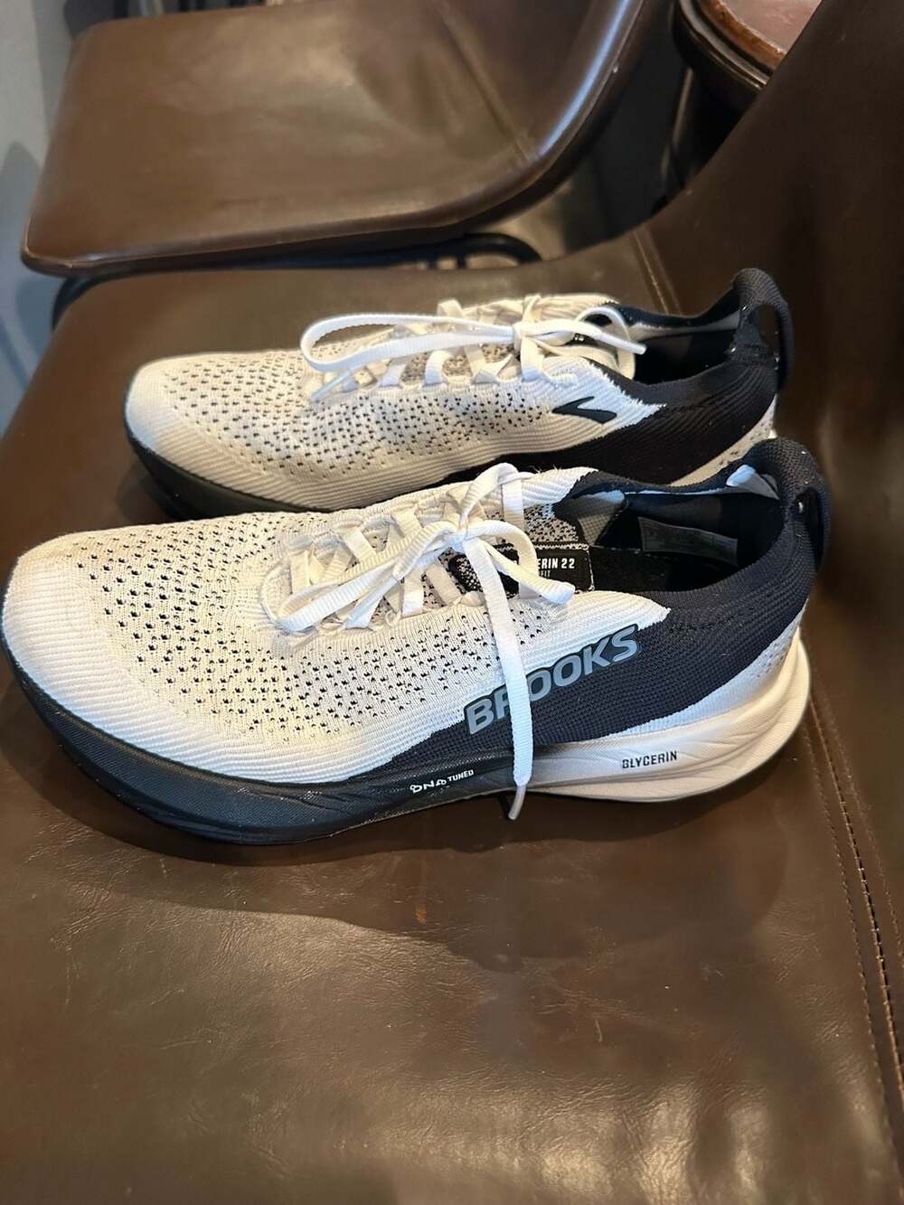 Brooks Glycerin StealthFit 22 Running Shoes White Black